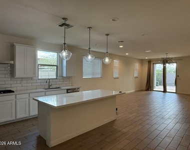 10945 W Baden Street - Photo Thumbnail 26