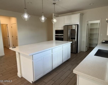 10945 W Baden Street - Photo Thumbnail 24