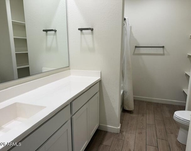 10945 W Baden Street - Photo Thumbnail 37