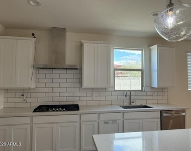 10945 W Baden Street - Photo Thumbnail 28