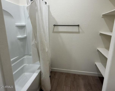 10945 W Baden Street - Photo Thumbnail 38