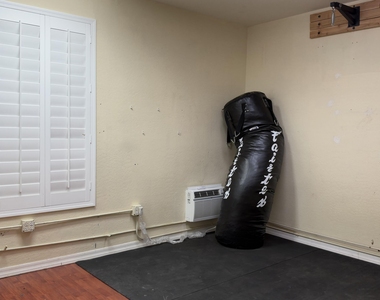 3903 E Lafayette Avenue - Photo Thumbnail 41
