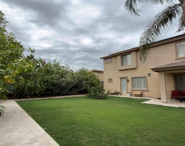 3903 E Lafayette Avenue - Photo Thumbnail 49