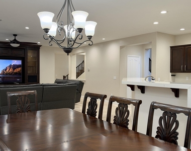 3903 E Lafayette Avenue - Photo Thumbnail 13