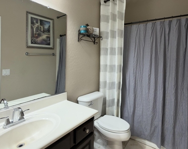 3903 E Lafayette Avenue - Photo Thumbnail 26