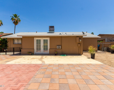 11630 N 25th Avenue - Photo Thumbnail 21