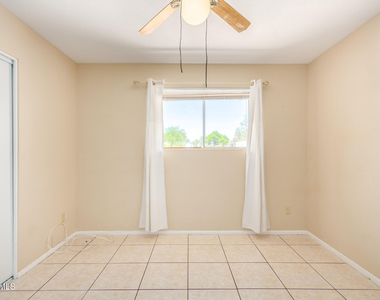 11630 N 25th Avenue - Photo Thumbnail 16