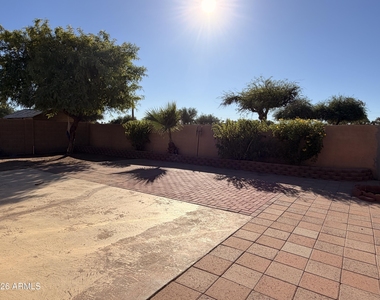 11630 N 25th Avenue - Photo Thumbnail 28