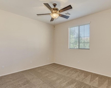 22507 N 31st Avenue - Photo Thumbnail 16