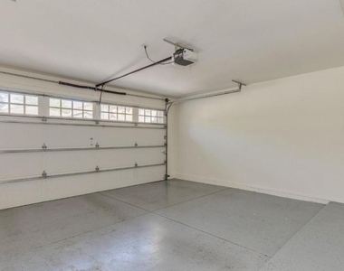 22507 N 31st Avenue - Photo Thumbnail 26
