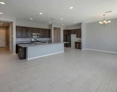 25429 N 19 Lane - Photo Thumbnail 14