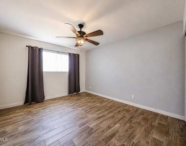 7308 E Pierce Street - Photo Thumbnail 15