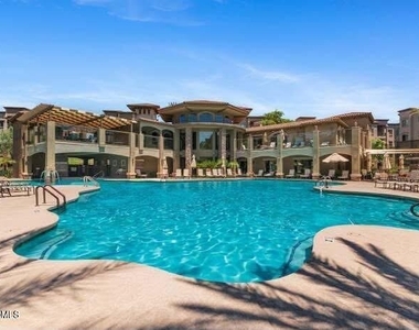 5450 E Deer Valley Drive - Photo Thumbnail 10