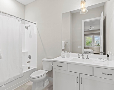 17376 W Wildwood Street - Photo Thumbnail 21