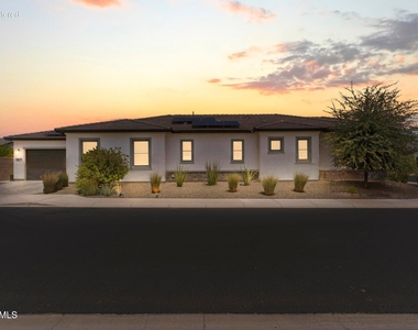 17376 W Wildwood Street - Photo Thumbnail 8