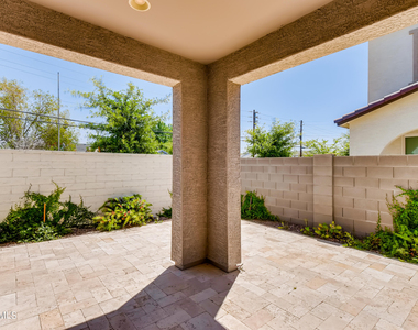 3721 E Cheery Lynn Road - Photo Thumbnail 24