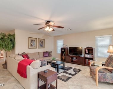 739 E Michigan Avenue - Photo Thumbnail 3