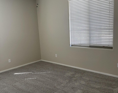 4871 S Granite Street - Photo Thumbnail 23