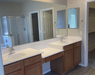 4871 S Granite Street - Photo Thumbnail 16