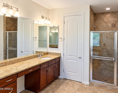 3838 E Cat Balue Drive - Photo Thumbnail 17
