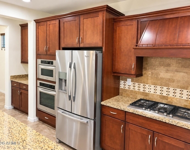 3838 E Cat Balue Drive - Photo Thumbnail 27