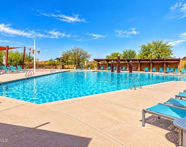 3838 E Cat Balue Drive - Photo Thumbnail 29