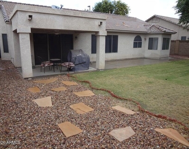 1341 W Bartlett Way - Photo Thumbnail 10