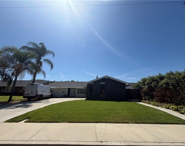 20464 Collegewood Drive - Photo Thumbnail 16