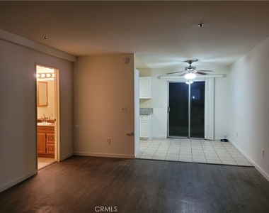 4031 Howard - Photo Thumbnail 11