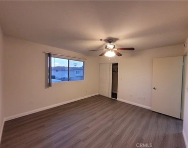 4031 Howard - Photo Thumbnail 7
