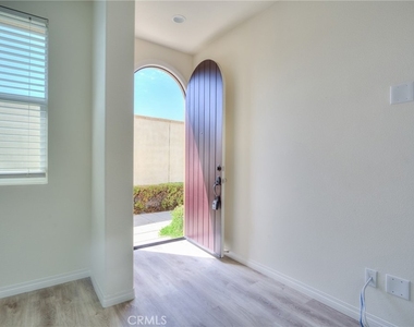 2151 Citrus - Photo Thumbnail 2