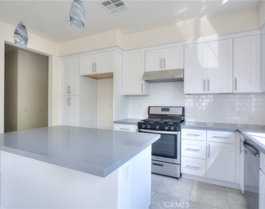 2151 Citrus - Photo Thumbnail 10