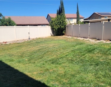 7426 Silver Saddle Court - Photo Thumbnail 10