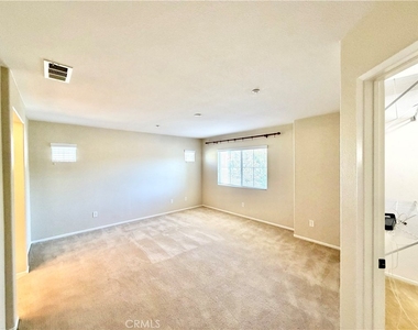 15681 Lasselle Street - Photo Thumbnail 14