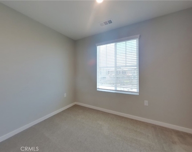 29469 Jack Pine Court - Photo Thumbnail 9