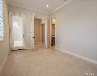 2041 Cork Oak Street - Photo Thumbnail 3