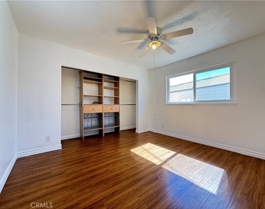 2234 Caldwell Avenue - Photo Thumbnail 10