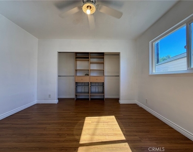 2234 Caldwell Avenue - Photo Thumbnail 11