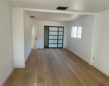 23144 Dolorosa Street - Photo Thumbnail 15
