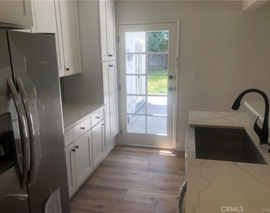 23144 Dolorosa Street - Photo Thumbnail 7