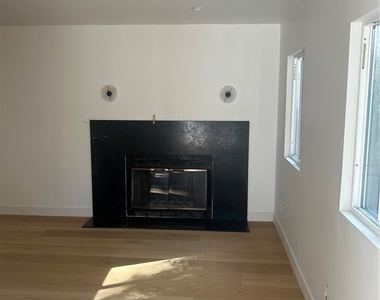 23144 Dolorosa Street - Photo Thumbnail 14