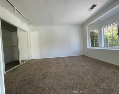 12811 Cumpston - Photo Thumbnail 14
