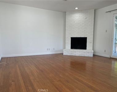 12811 Cumpston - Photo Thumbnail 9