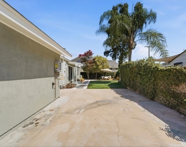 4126 Sebren - Photo Thumbnail 50