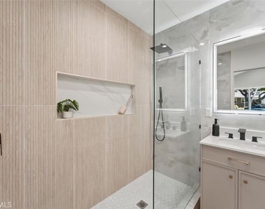 4126 Sebren - Photo Thumbnail 28