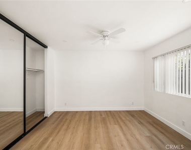 2565 Santa Ana Ave - Photo Thumbnail 29