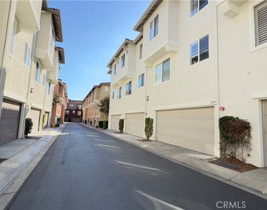 1259 Mendez Drive - Photo Thumbnail 15