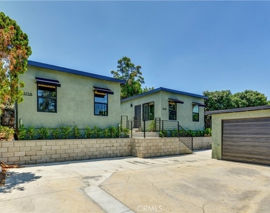 13756 Penn Street - Photo Thumbnail 13