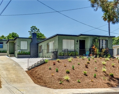 13756 Penn Street - Photo Thumbnail 14