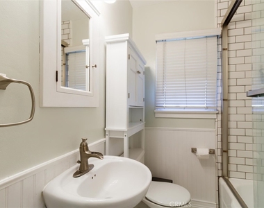 5901 Adenmoor - Photo Thumbnail 9